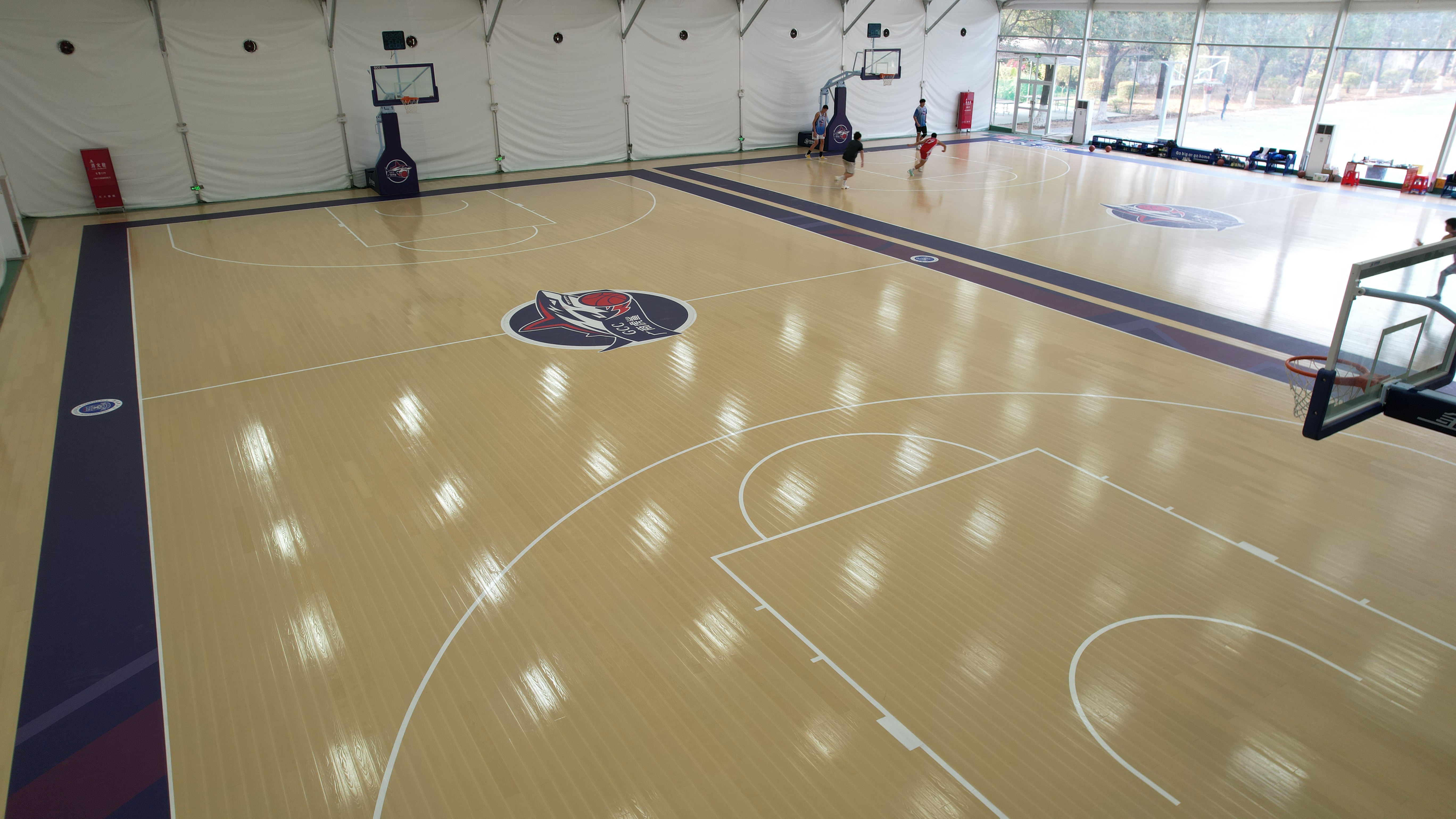 廣州商學(xué)院風雨球場